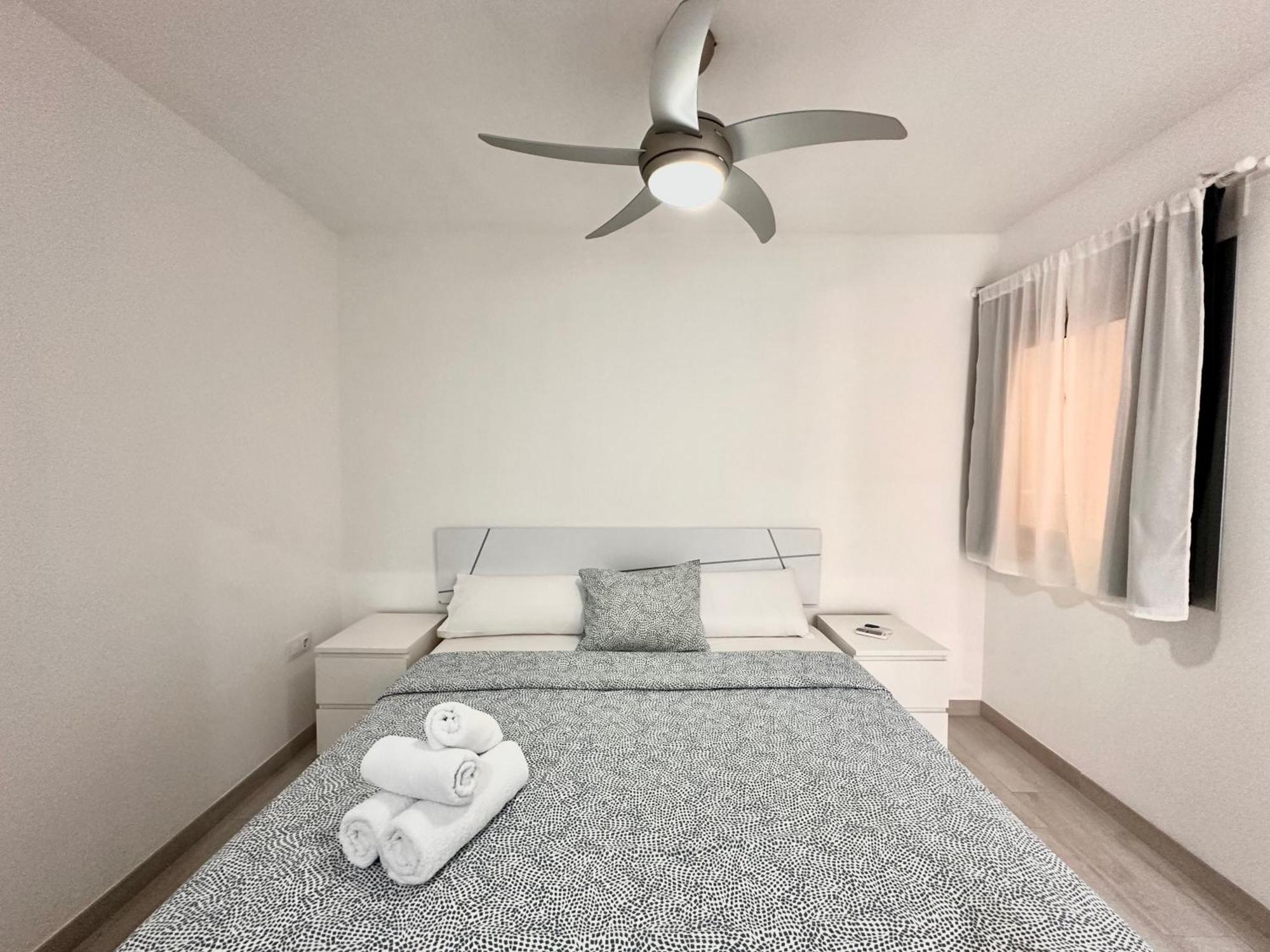 Apartamento Costero, Los Abrigos. المظهر الخارجي الصورة