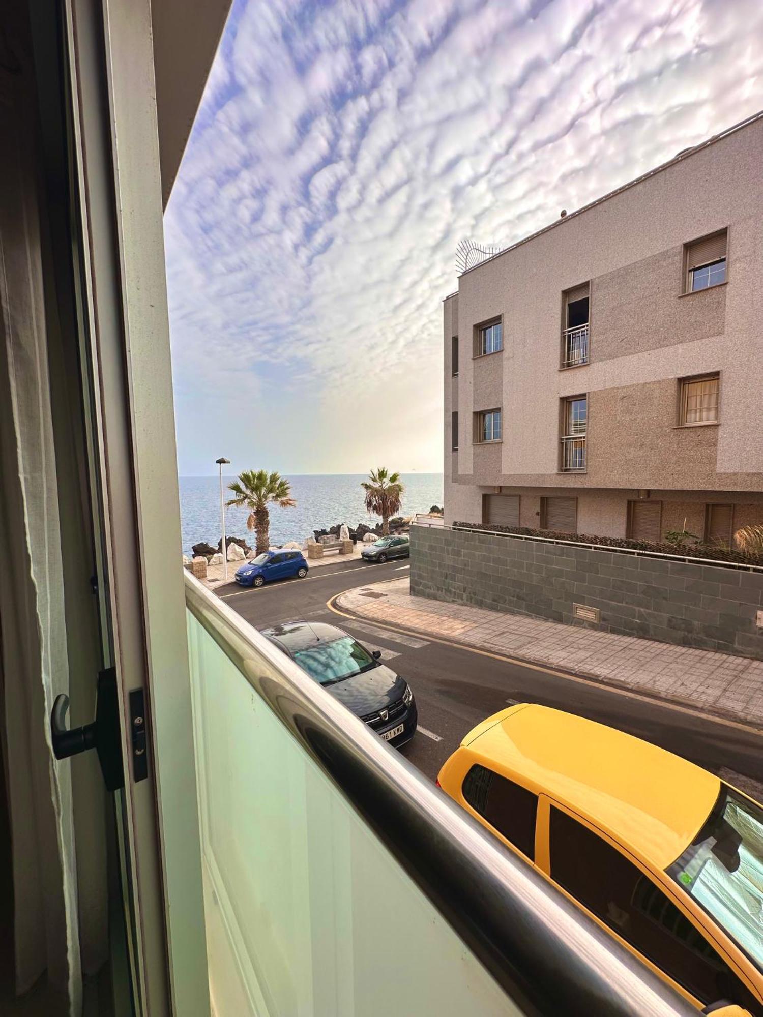 Apartamento Costero, Los Abrigos. المظهر الخارجي الصورة